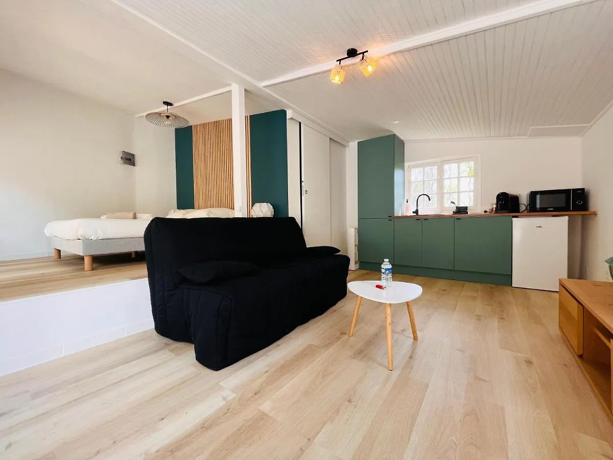 Chez So And Lo Villa Gareoult France