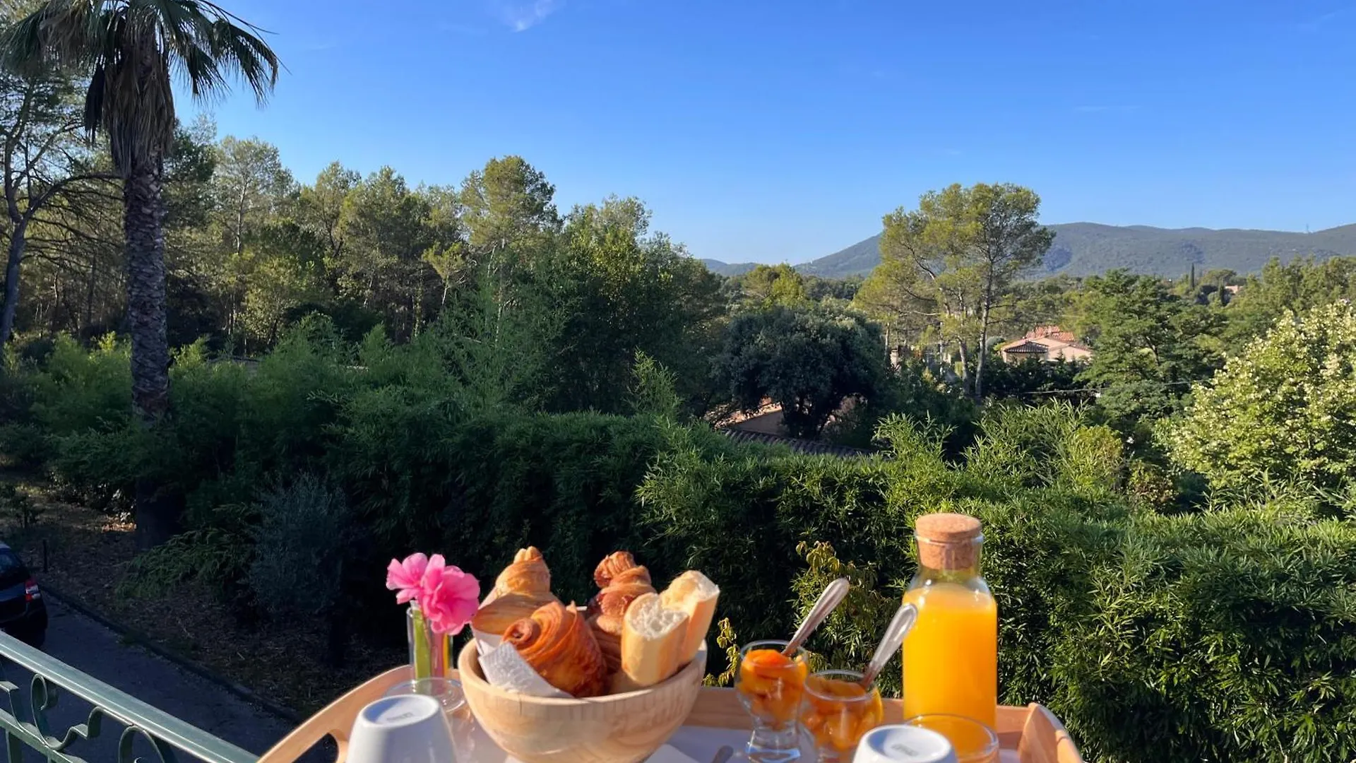 Holiday home Chez So And Lo Villa Gareoult